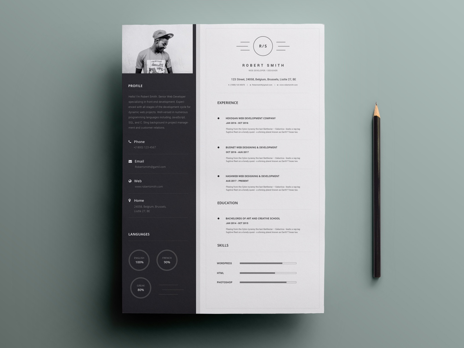 free black and white resume template